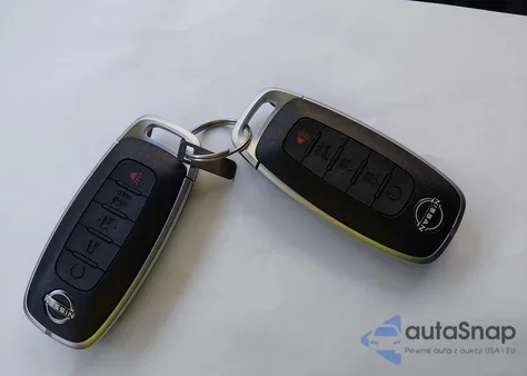 2025 Nissan Pathfinder Rock Creek 4Wd/Sv 4Wd z USA, uszkodzony, nr VIN 5N1DR3BC5SC312439